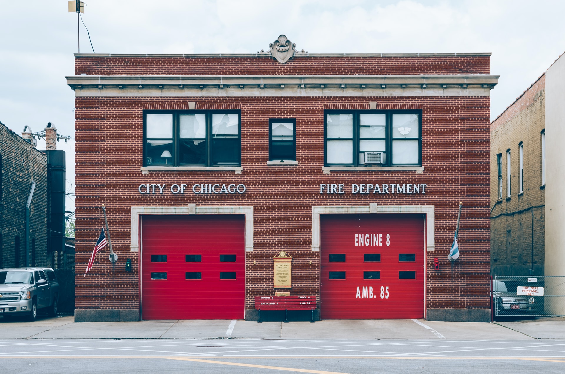 andrew-seaman-Yx7iGkHEXq8-unsplash A Commercial Garage Door: Why It’s A Must for Your Business?